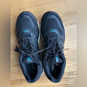 ADIDAS DOUBLE BLACK UPPER TECHFIT ENERGY BOOST MEN’S RUNNING SHOES. Size 12.